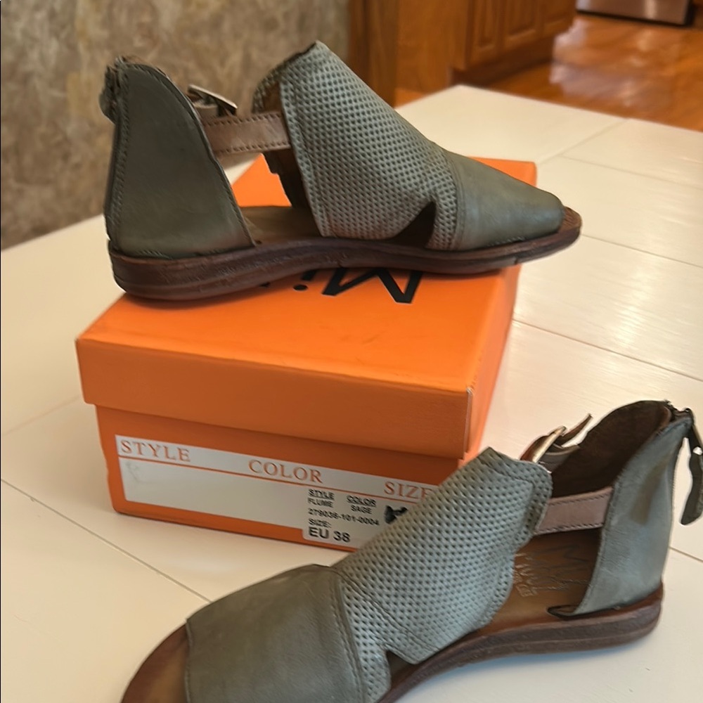 Miz Mooz Gray Sandals with Perforated Design, buckle and zipper - Picture 6 of 6